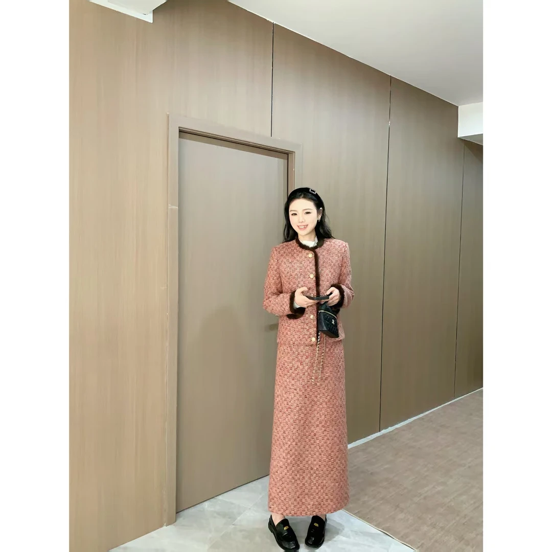 【新年限定套装】加长三色定制花纱羊毛貂毛新国标90羽绒套装 25488