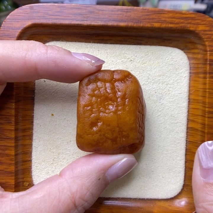 未镶嵌定制琥珀敏