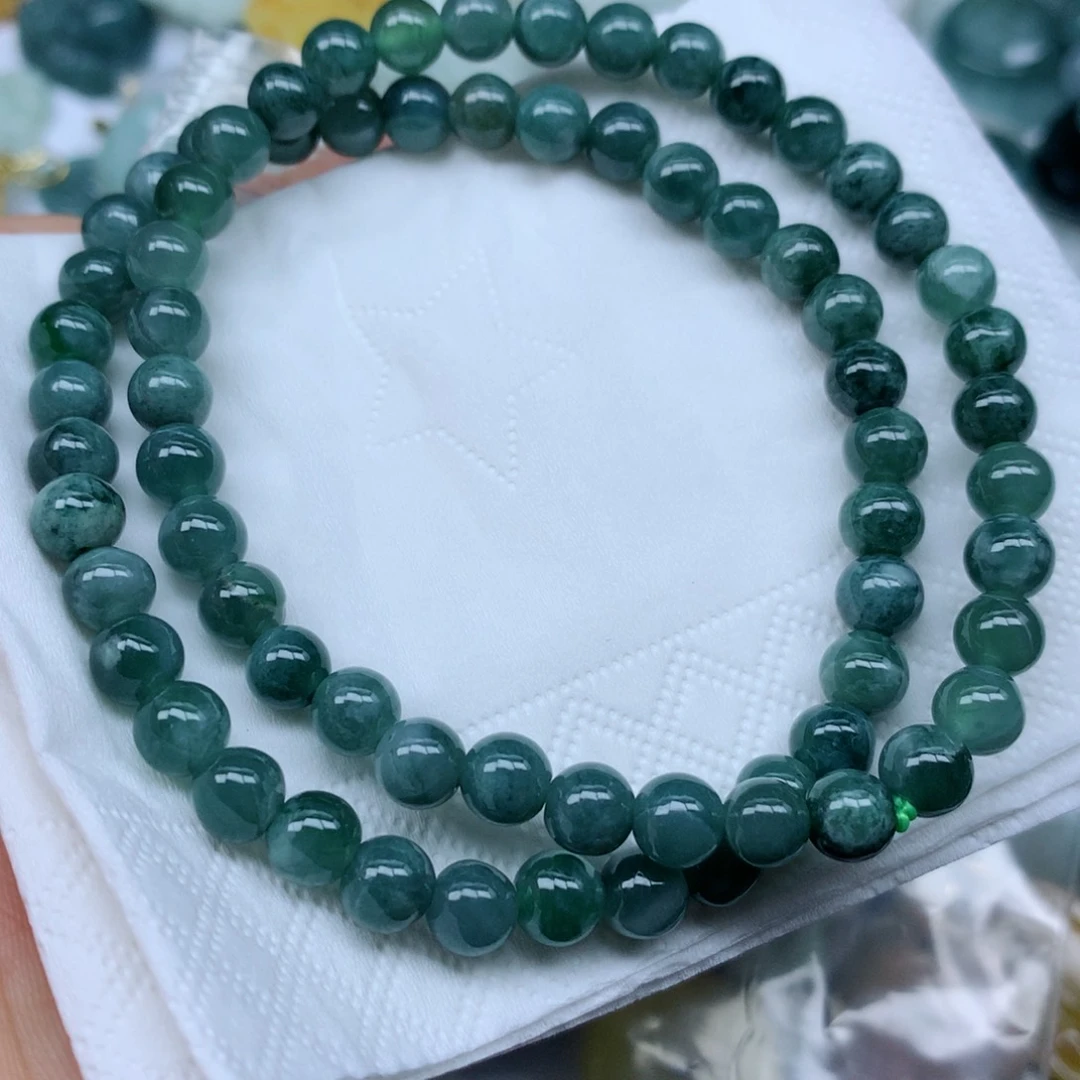 翡翠未镶嵌颈饰手串