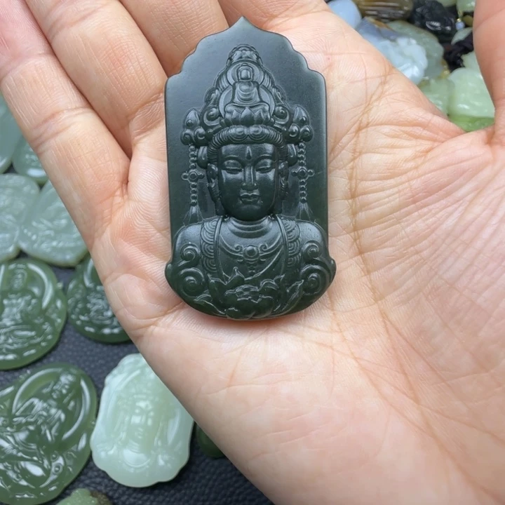 和田玉未镶嵌珠宝奇石