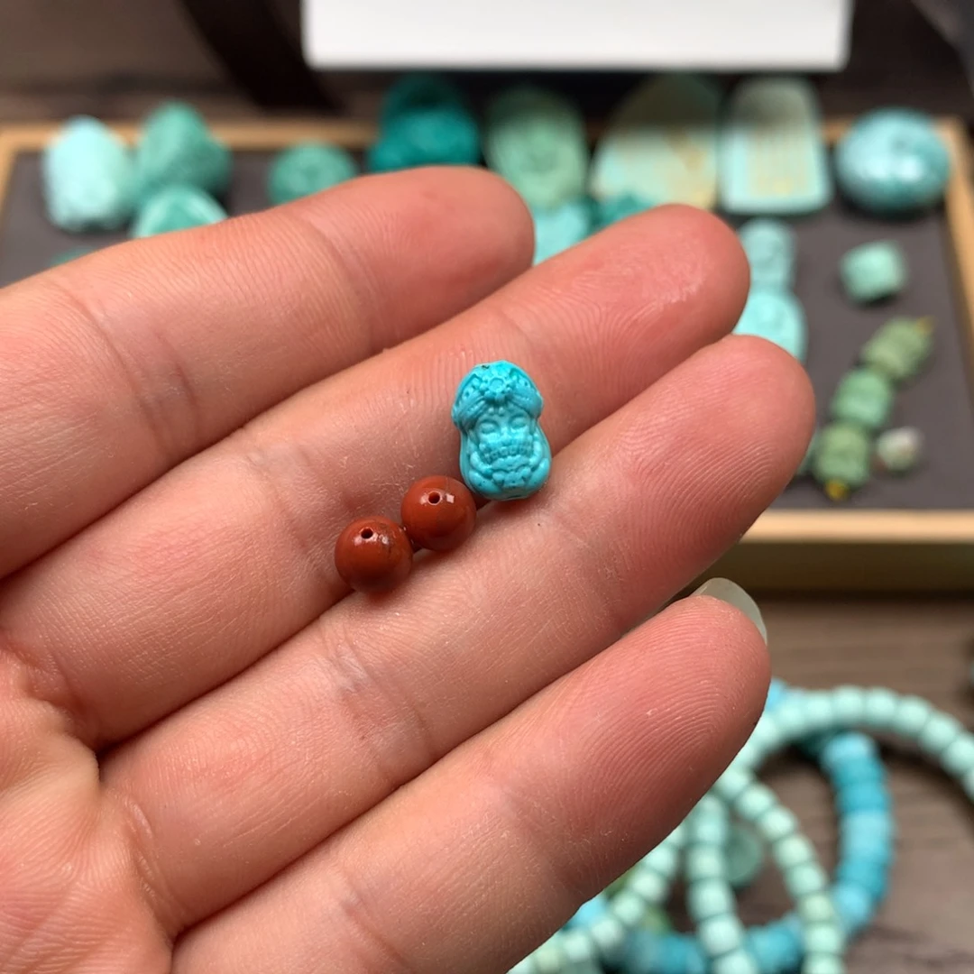 南红玛瑙雕刻未镶嵌