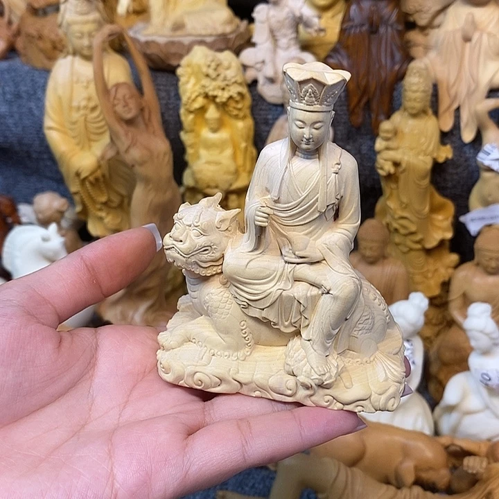 黄杨木黄杨木瑕疵地藏