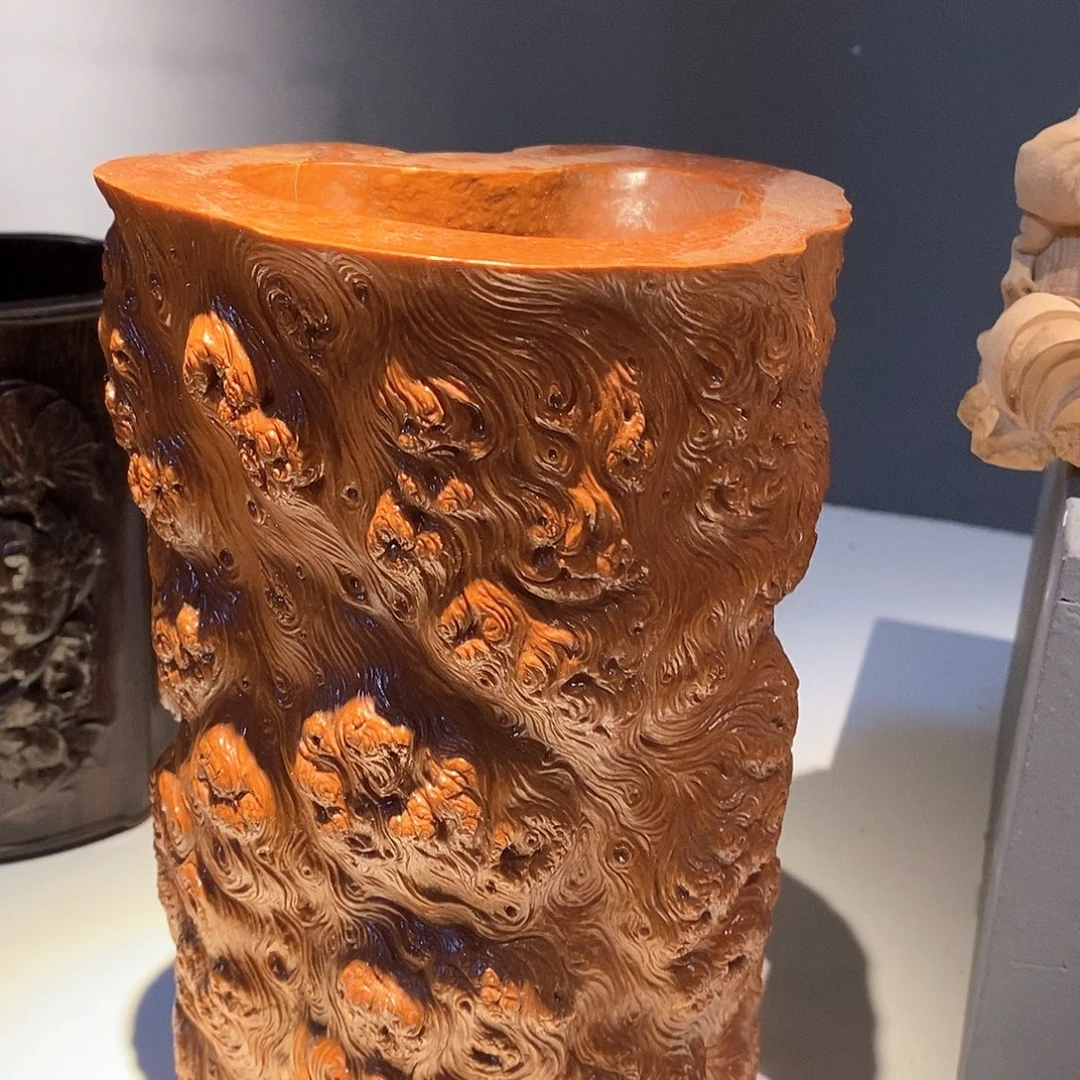 秦***堂黄杨木黄杨木笔筒