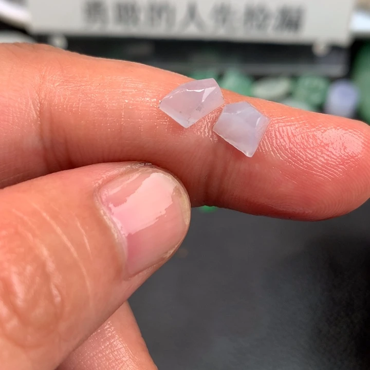 定制翡翠未镶嵌材料定制