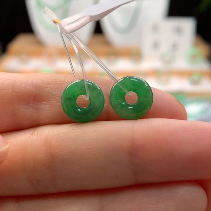 翡翠未镶嵌耳饰天然缅甸A货翡翠