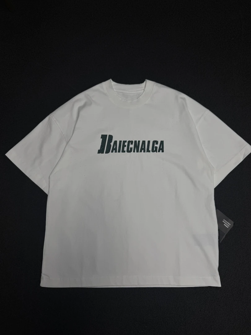 380克重磅印花圆领水洗磨破字母T恤