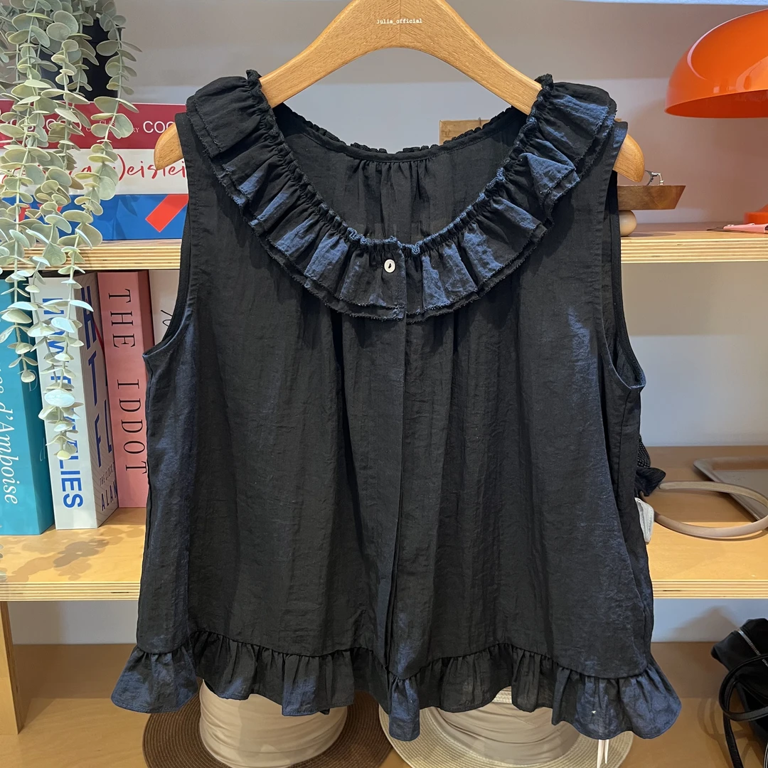 气质花边领无袖小衫