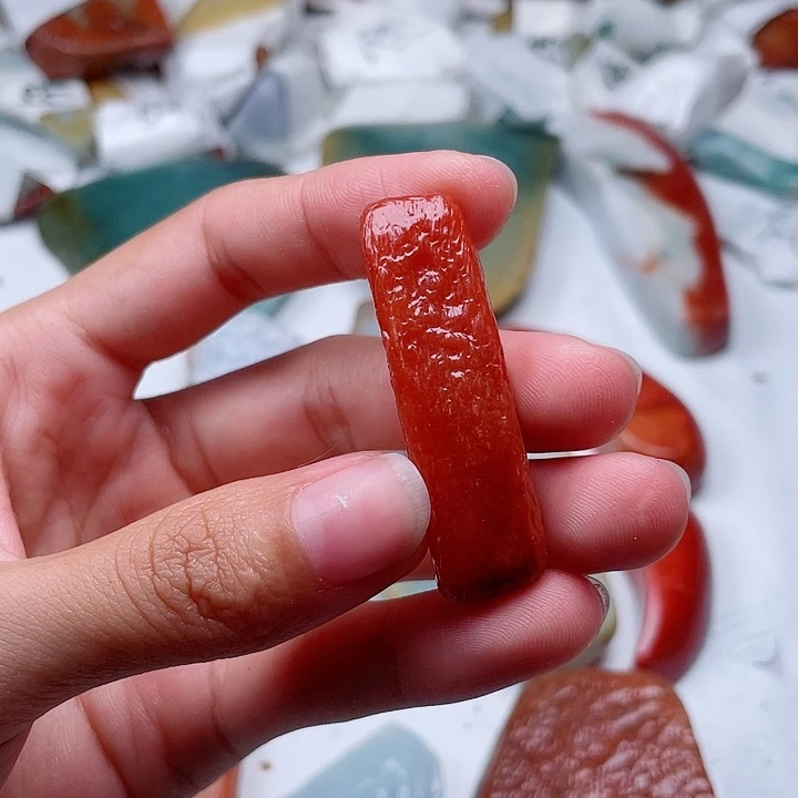 靓***坊颈饰未镶嵌翡翠翡翠