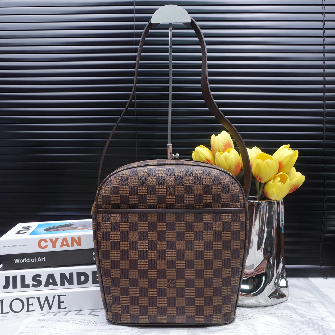 95新 LouisVuitton/路易威登 单肩包/T10343197