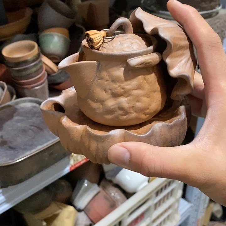 瓷片然后又要在朋友圈翻朋友圈