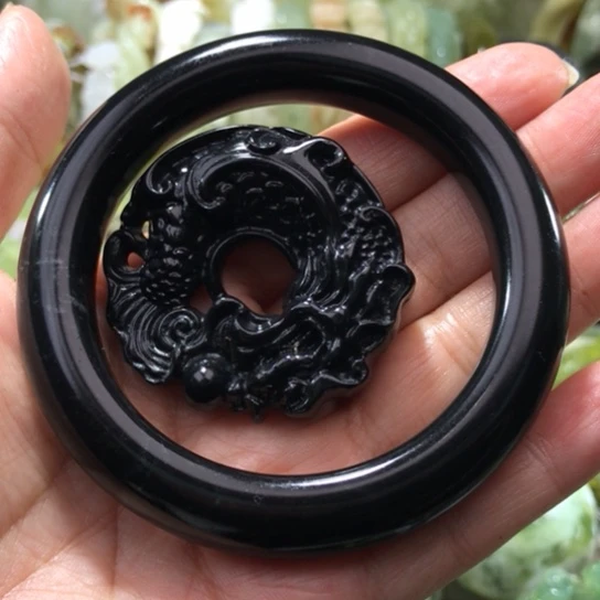 未镶嵌岫玉手镯20