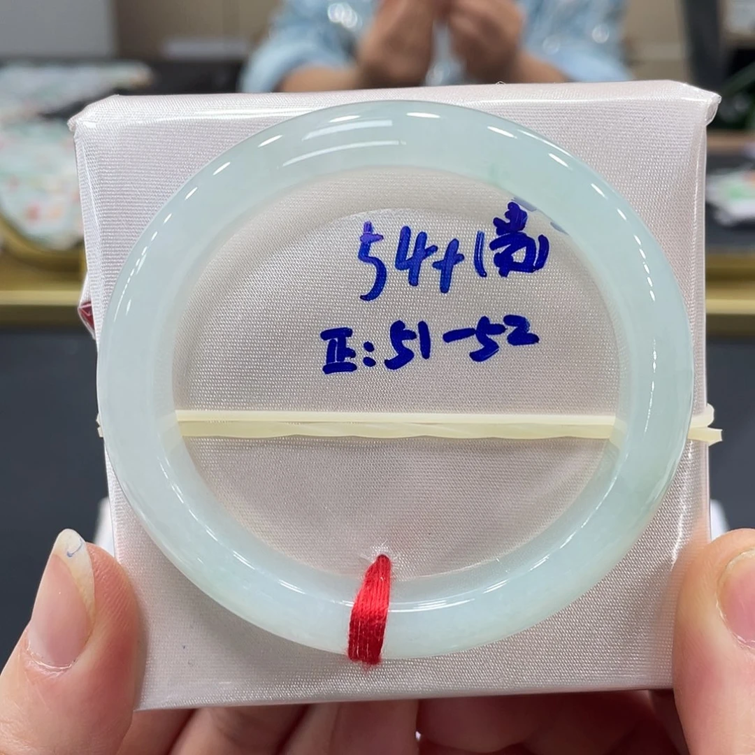 未镶嵌手镯翡翠翡翠