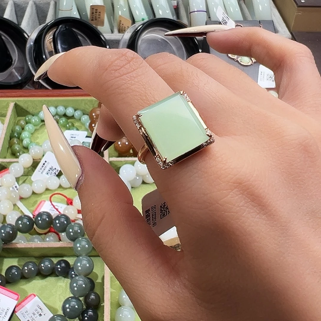 和田玉未镶嵌戒指且末料黑羊洞戒指