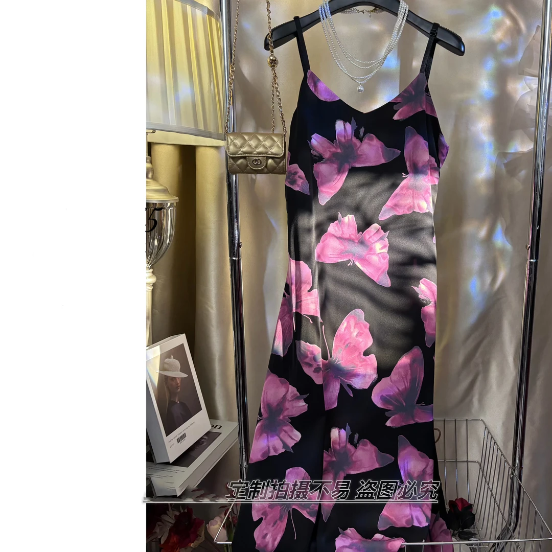 夏季新款2025蝴蝶花纹气质裙子显瘦吊带裙高级感夏季女连衣裙8103