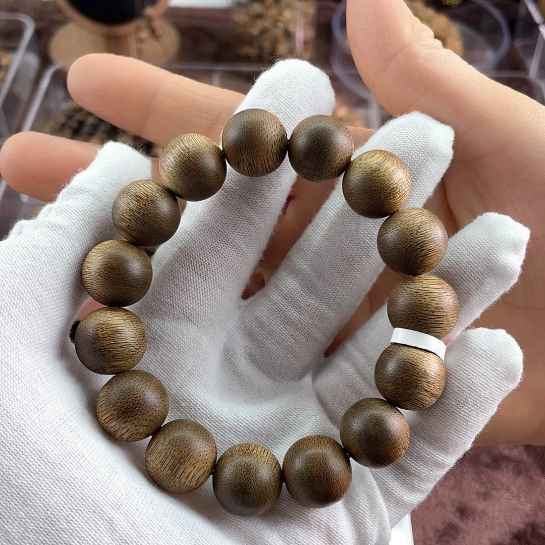 沉香手串浅**光海南莺歌绿