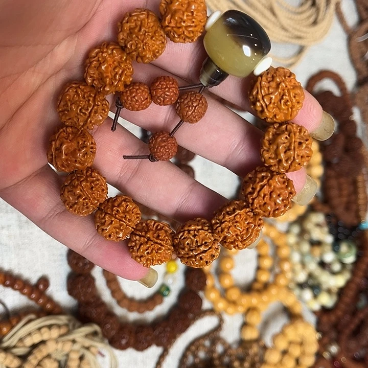 金刚菩提吊坠五瓣红皮大金刚隔片角角款