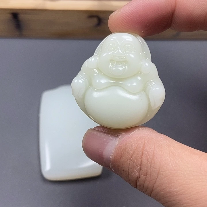采***翁和田玉（糖玉）未镶嵌挂件