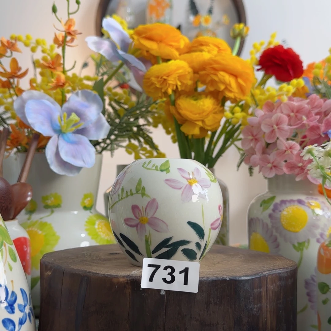 摆件景德镇陶瓷手绘小花瓶摆件无孔