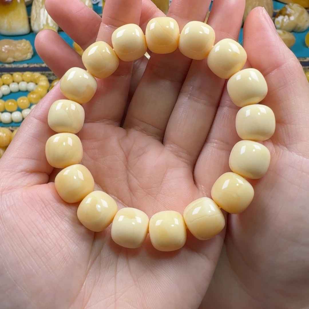 琥珀未镶嵌手链同料