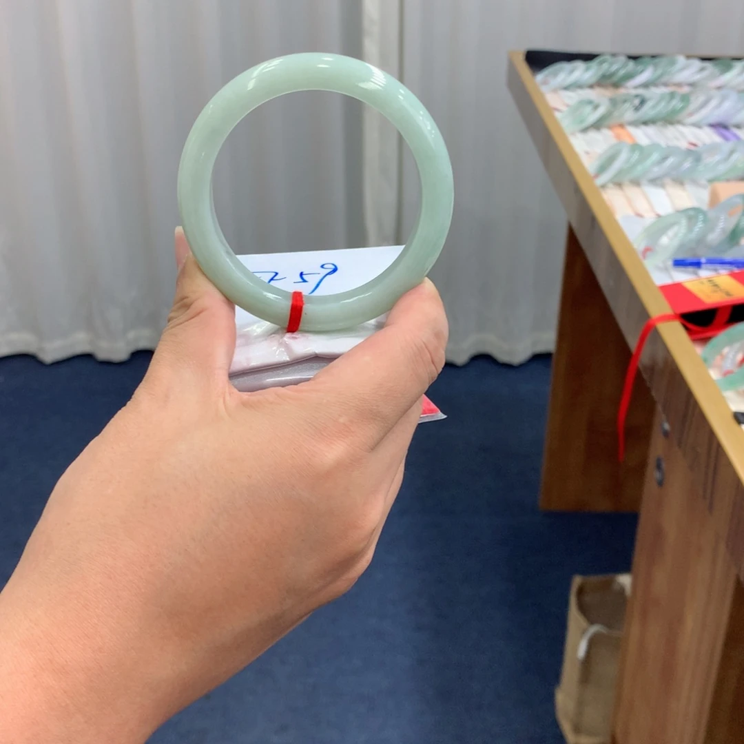 未镶嵌手镯翡翠七天无理由