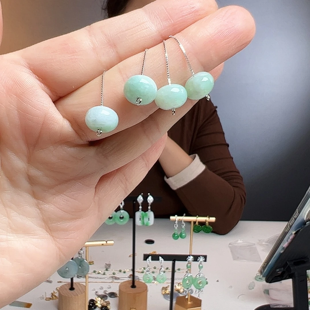 翡翠银S925镶嵌耳饰天然翡翠多样性发其一