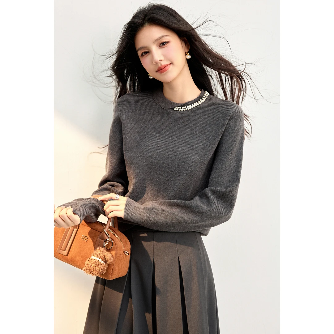 小香风钉珠圆领针织衫女长袖毛衣百搭灰色打底上衣女2025秋冬新款