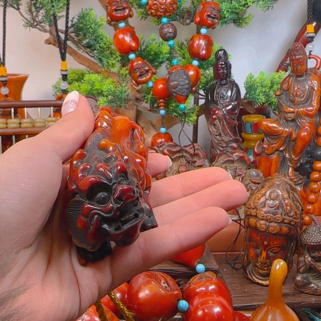 琥珀裸石未镶嵌手把