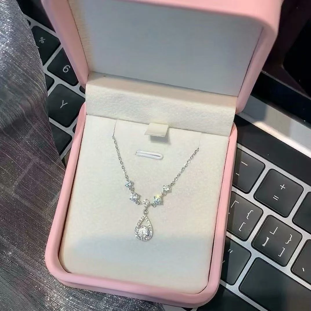 合金项链 超闪甜美水滴项链2025轻奢小众气质高级甜美百搭锁骨链