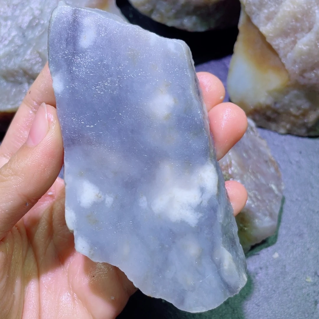 和田玉未镶嵌珠宝半成品