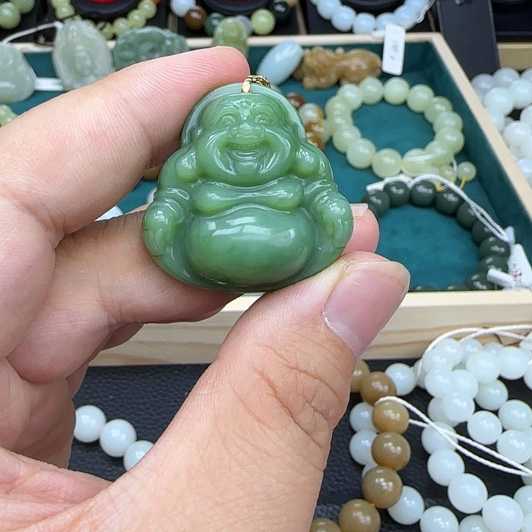 户***频颈饰未镶嵌和田玉