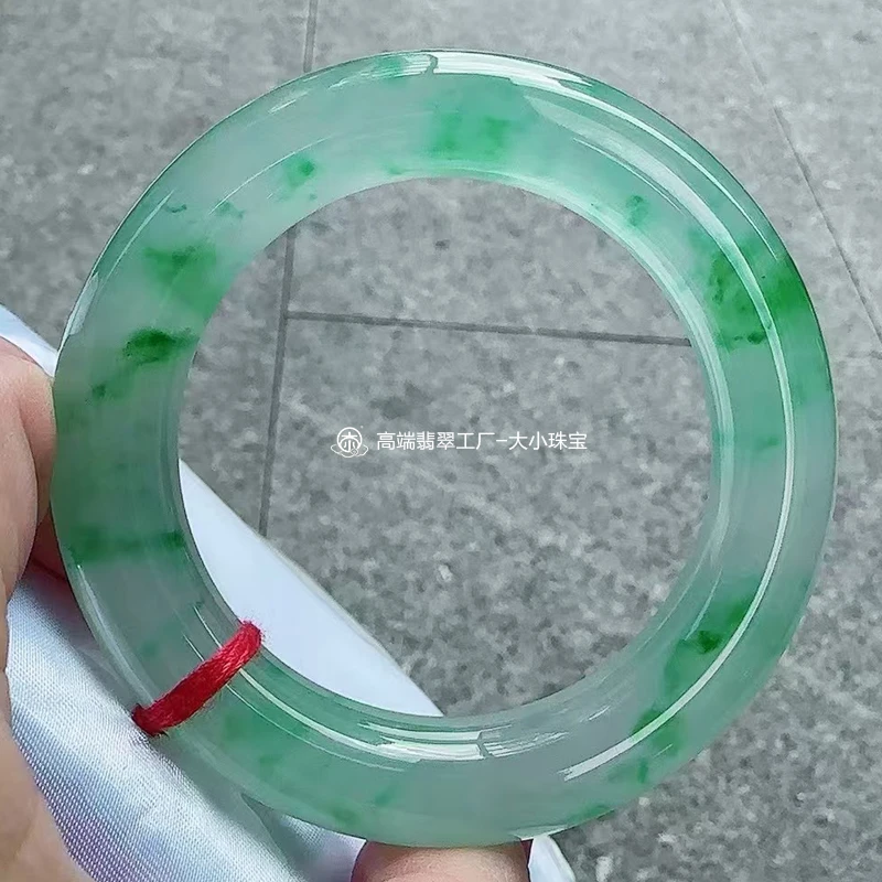 大小珠宝冰种起胶感飘绿花天然翡翠手镯圆条52老坑冰飘花翡翠玉镯
