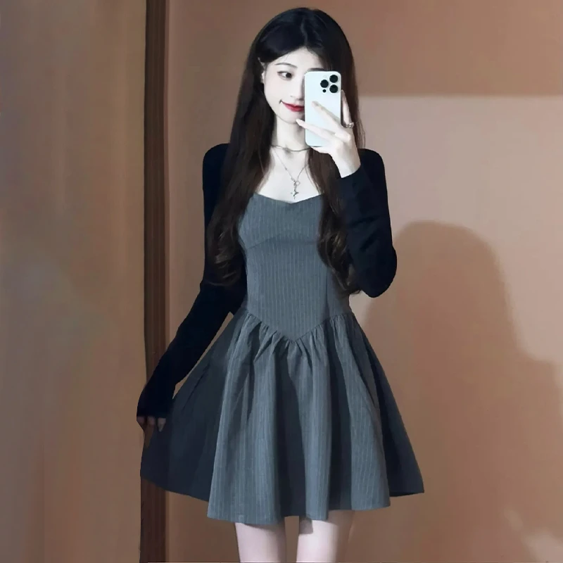 C638小众别致甜辣气质显瘦v领吊带连衣裙子女2025新款女装夏季