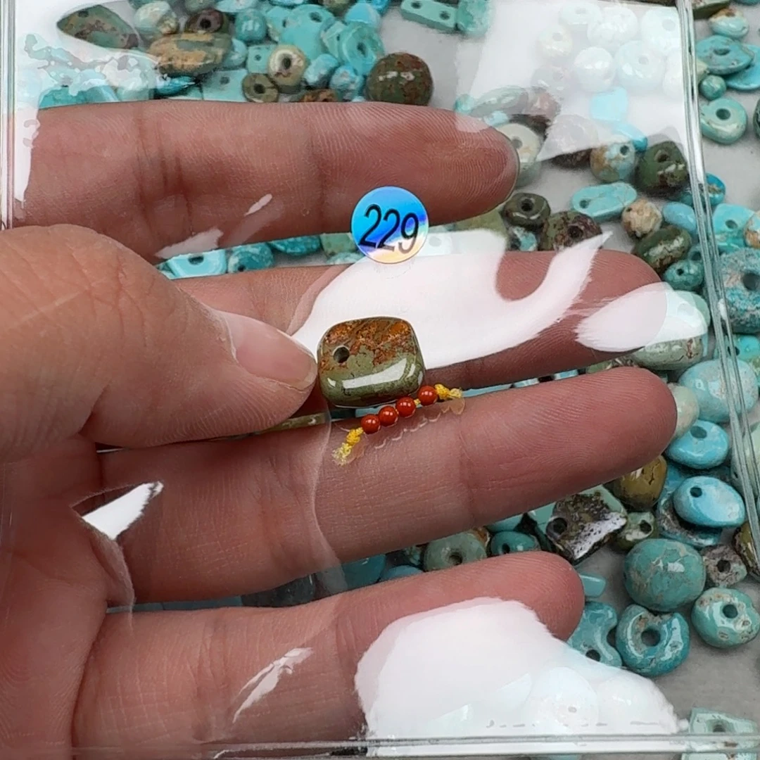 未镶嵌南红玛瑙珠宝奇石