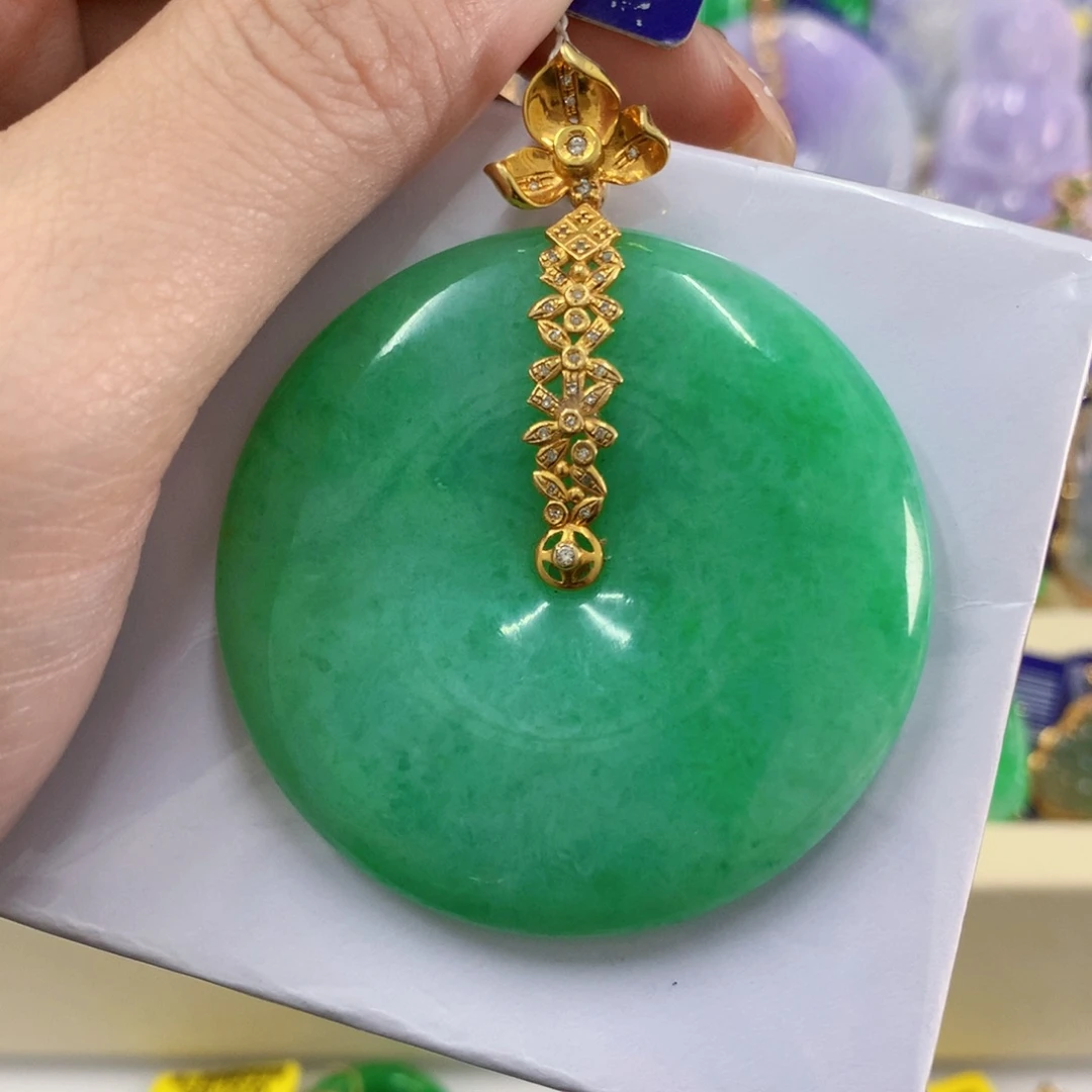 吊坠(不含链)18K金镶嵌翡翠