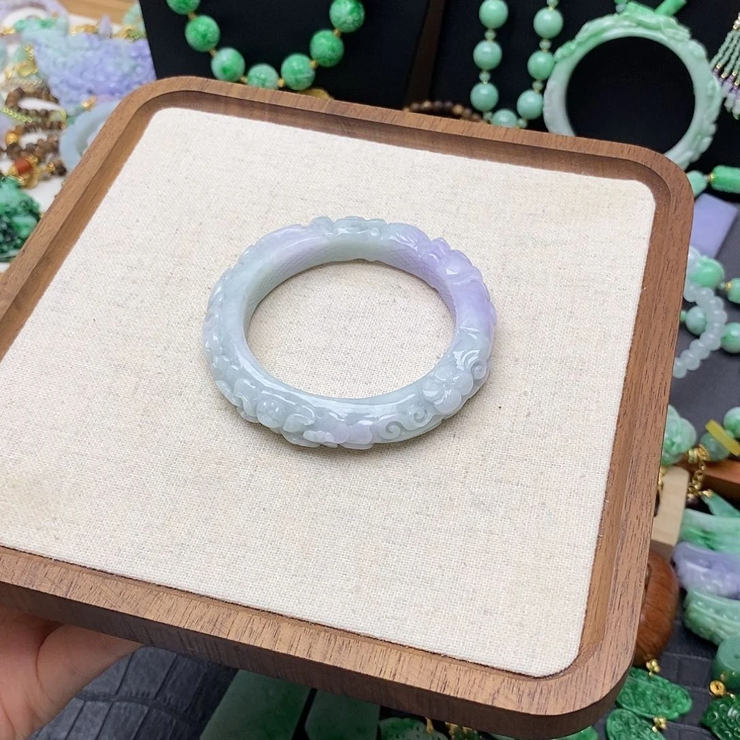 翡翠未镶嵌颈饰55.5圈口紫罗兰