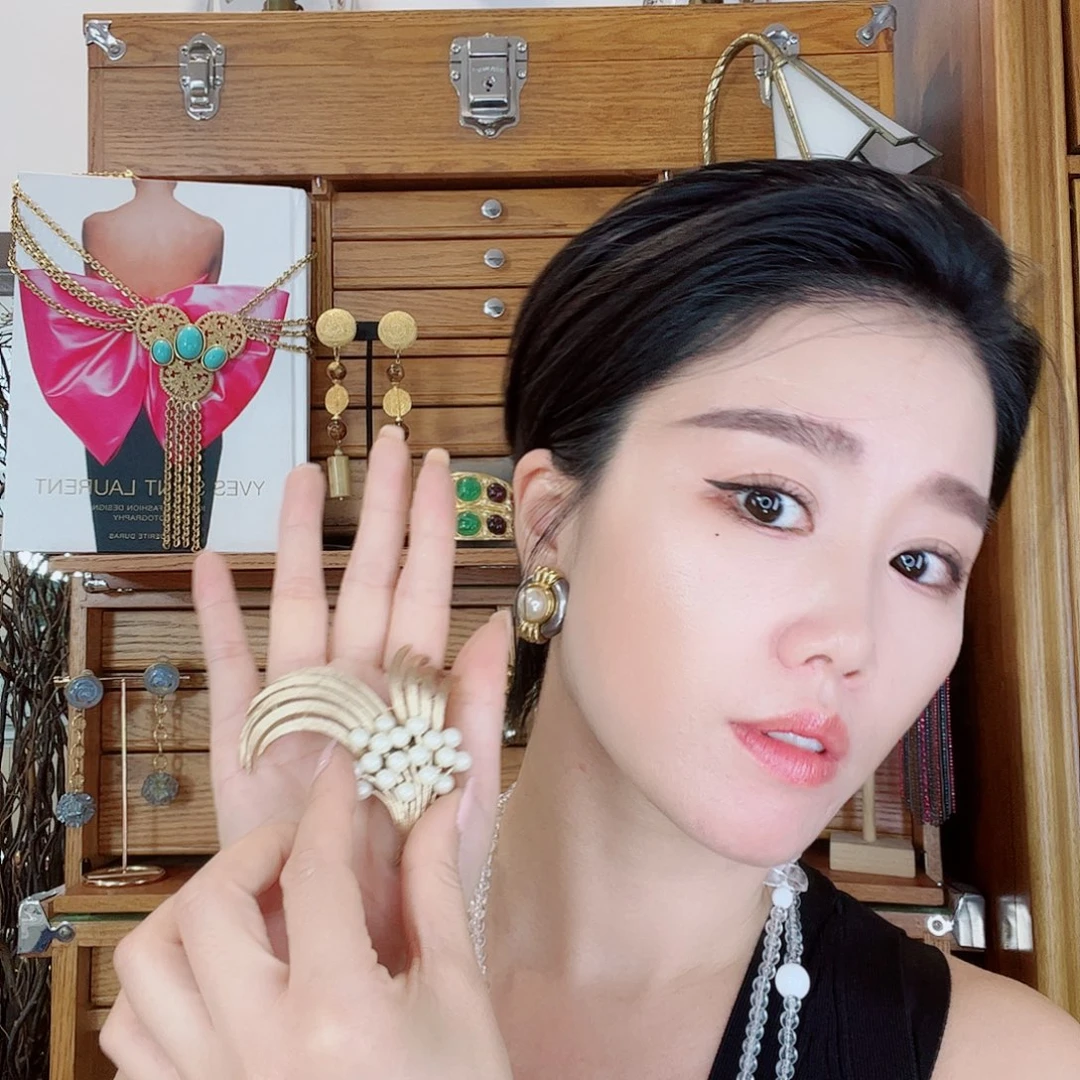 铁合金贝珠（仿珍珠）Trifari刷金优雅珍珠胸针