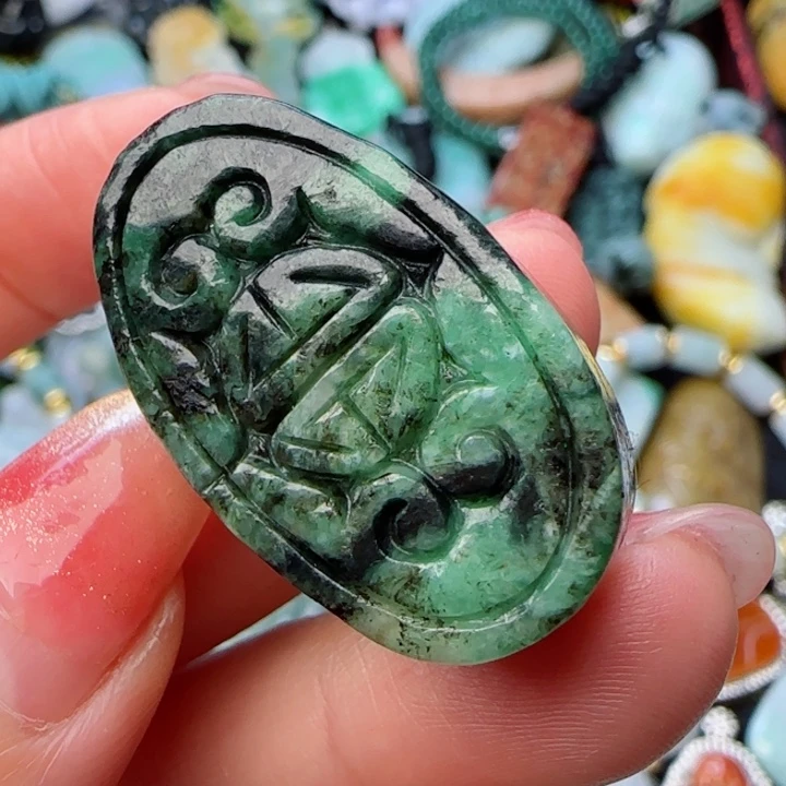 翡翠颈饰未镶嵌天然A货47