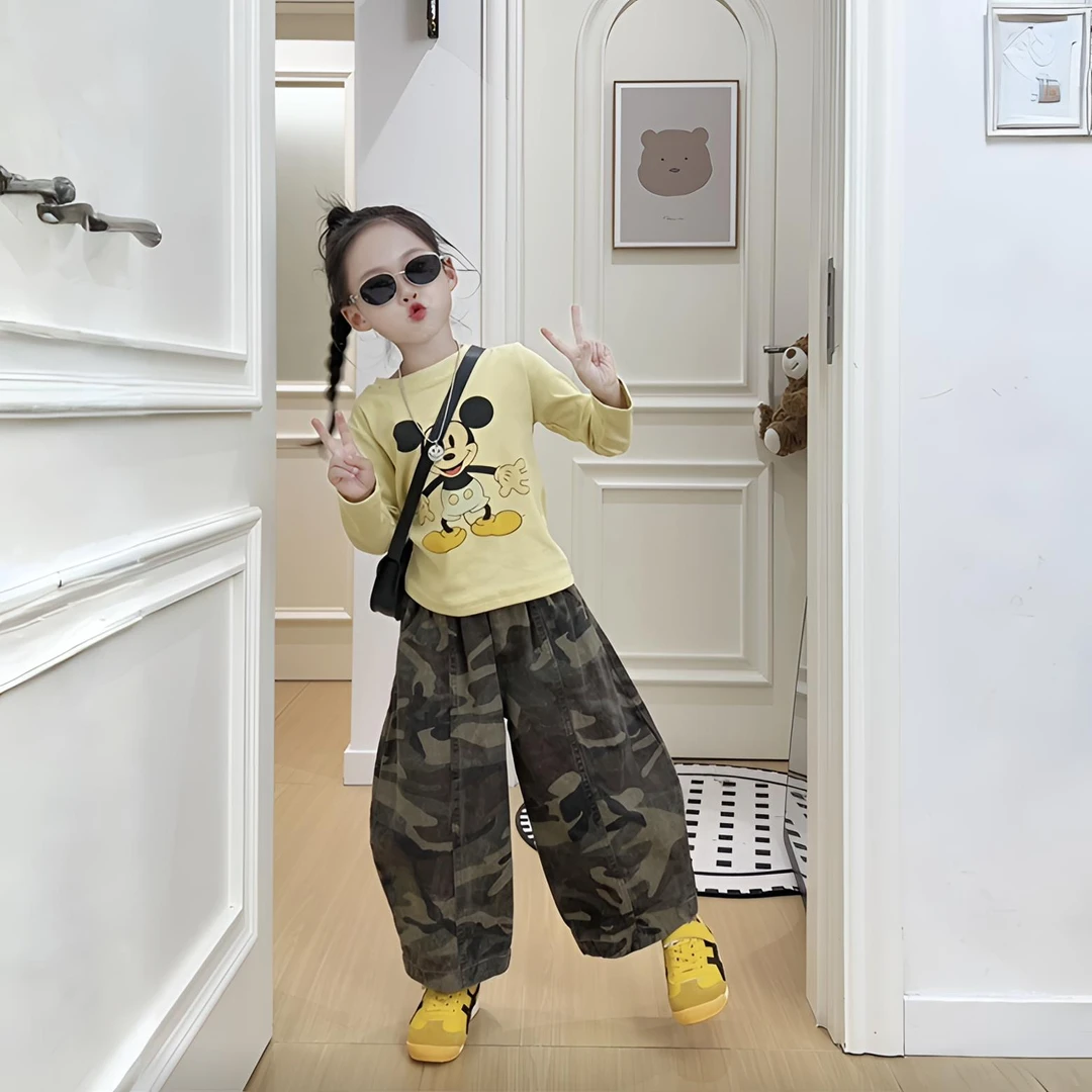 韩国童装2025秋装新款女童套装儿童卡通纯色长袖打底衫迷彩灯笼裤