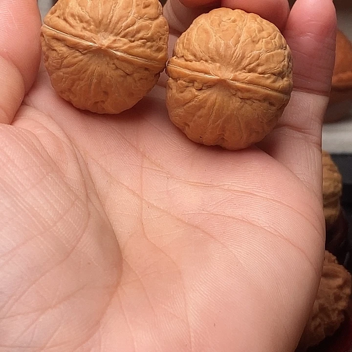 文玩核桃吊坠磨盘