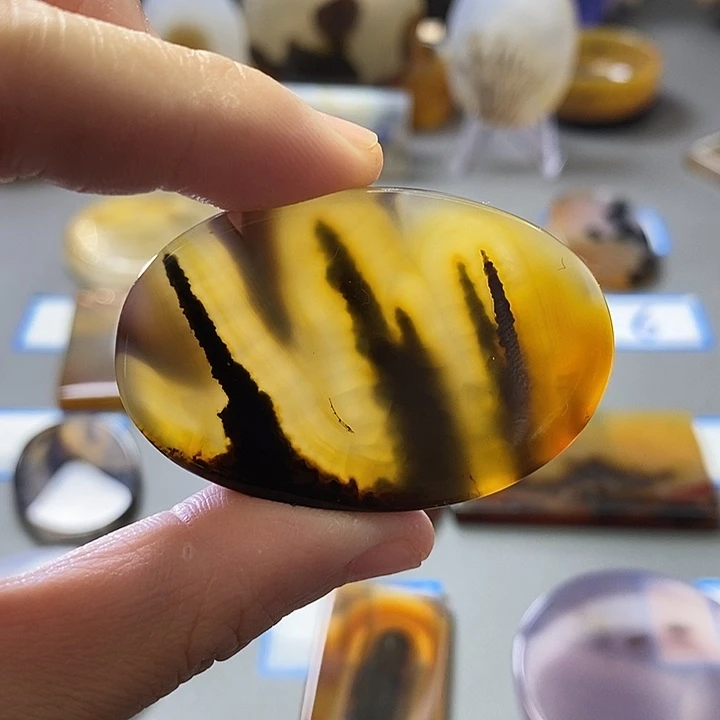 玛瑙/玉髓未镶嵌珠宝半成品34