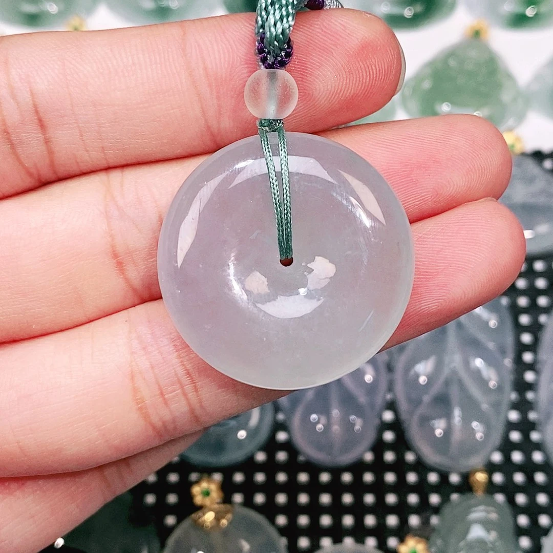 颈饰未镶嵌翡翠吊坠