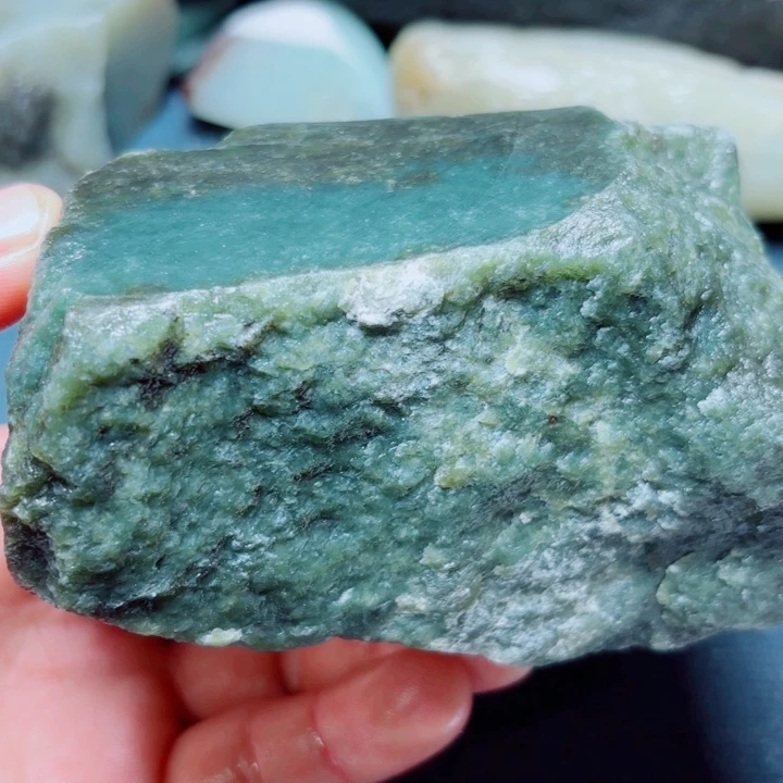 和田玉未镶嵌珠宝奇石