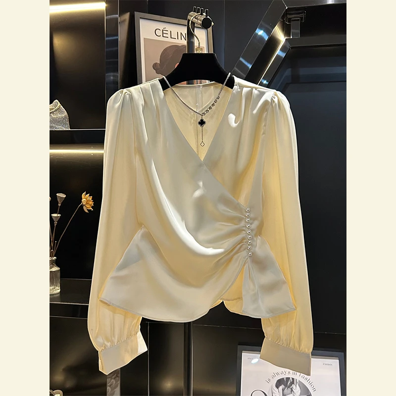 大码2025春季新款法式高级感上衣独特别致设计感小众V领雪纺衬衫