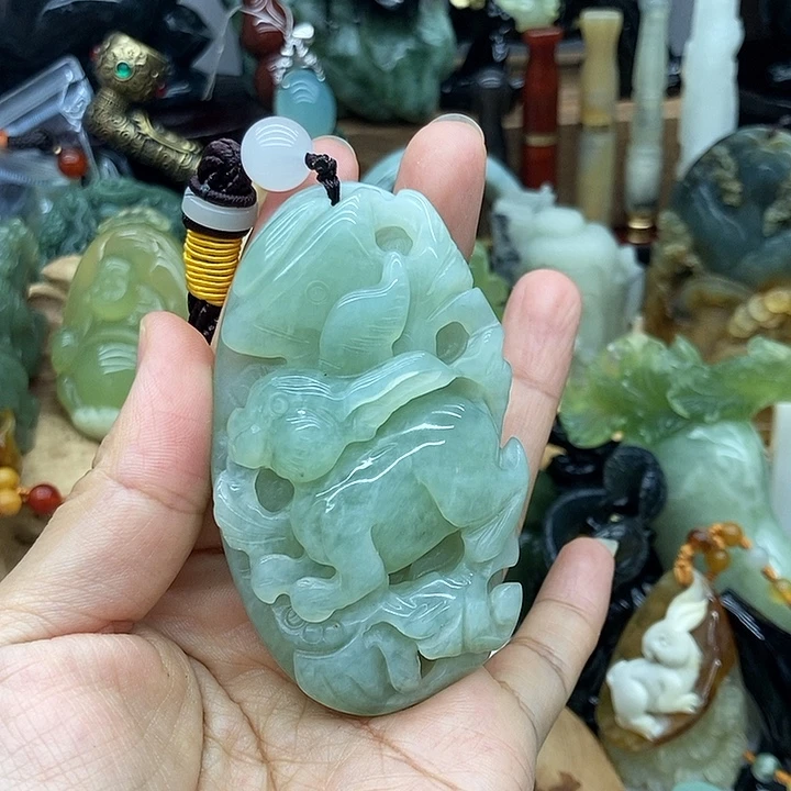 岫玉未镶嵌手把件