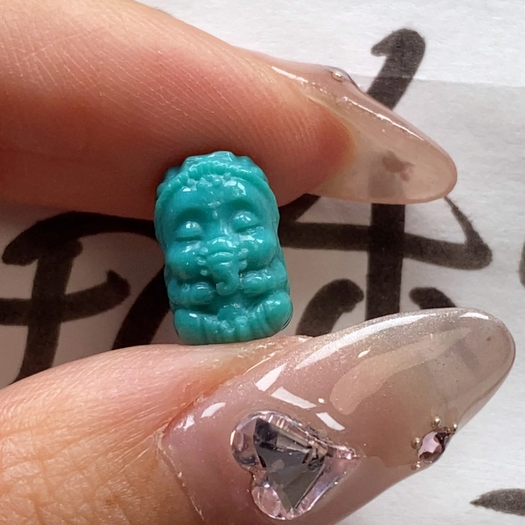 绿松石未镶嵌颈饰