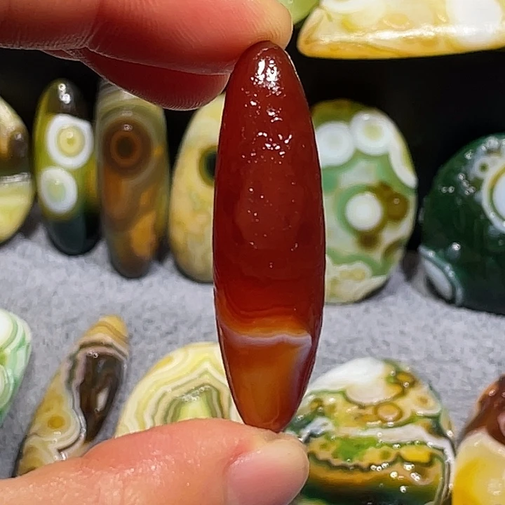 玛瑙/玉髓未镶嵌珠宝奇石