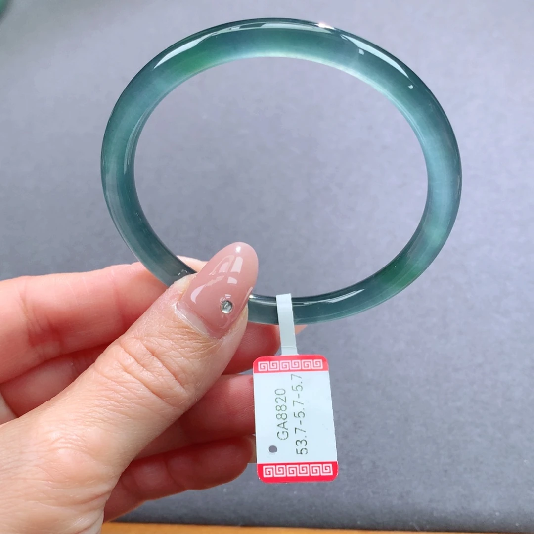 翡翠手镯未镶嵌天然翡翠手镯叮当镯