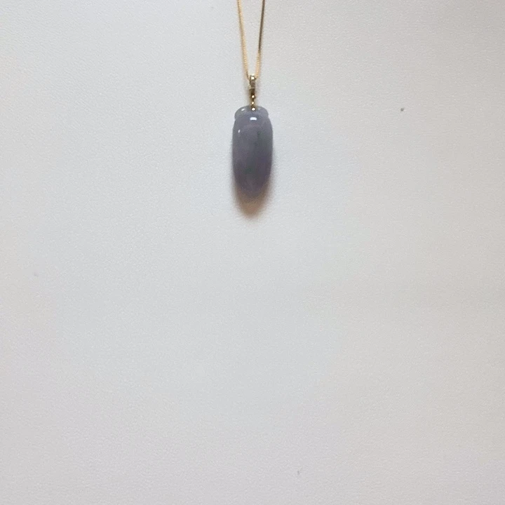 翡翠18K金镶嵌颈饰简单