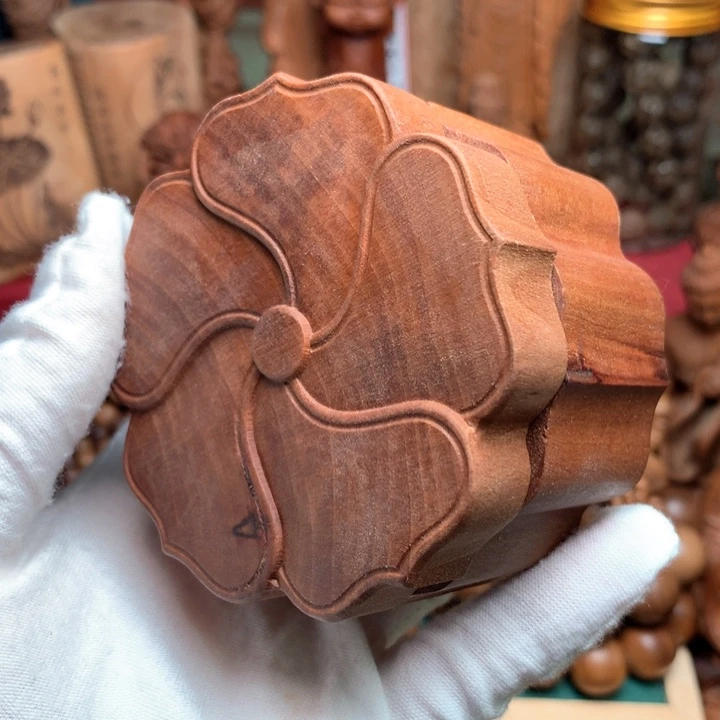 檀香木其他老山檀盒子微瑕