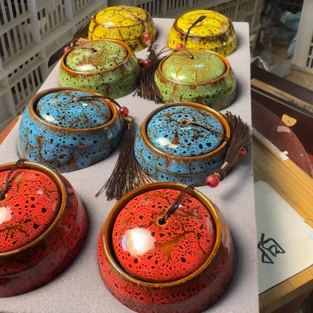 瑕疵介意勿拍陶瓷器皿C823一罐发货不接受指定